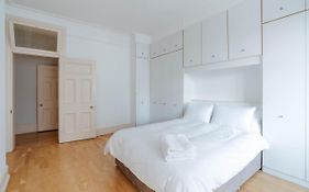 Bright Space In The Heart Of London